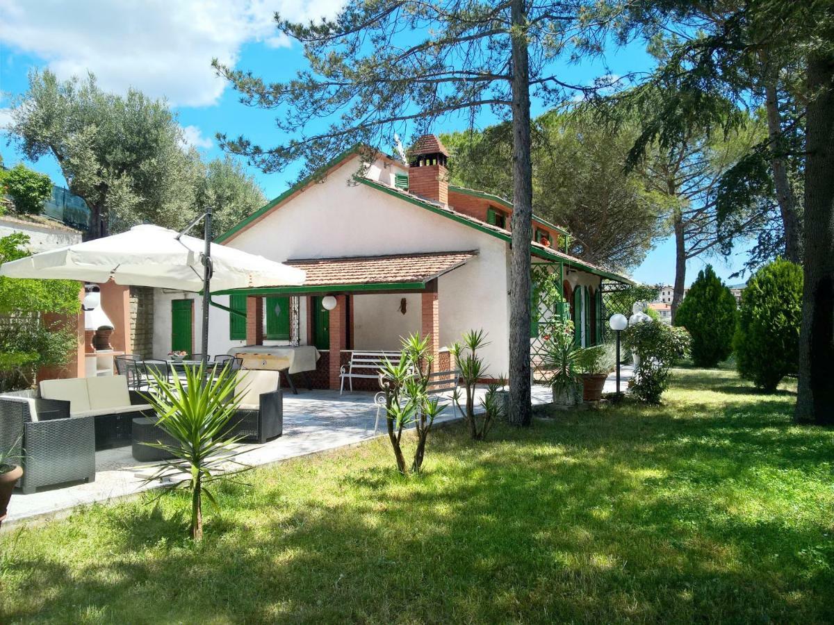 I Pini House Vila Magione Exterior foto
